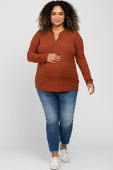 Rust Ribbed Split Collar Maternity Plus Top